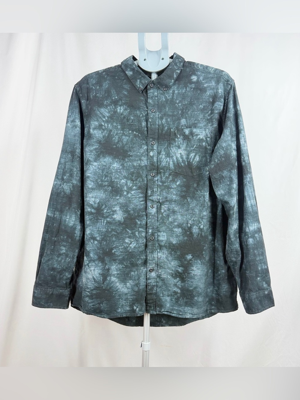 Hurley Mens XL Shirt Long Sleeve Tie Dye Acid Wash Black Gray Button Down Cotton
